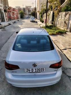 ڤۆڵکسواگن جێتا